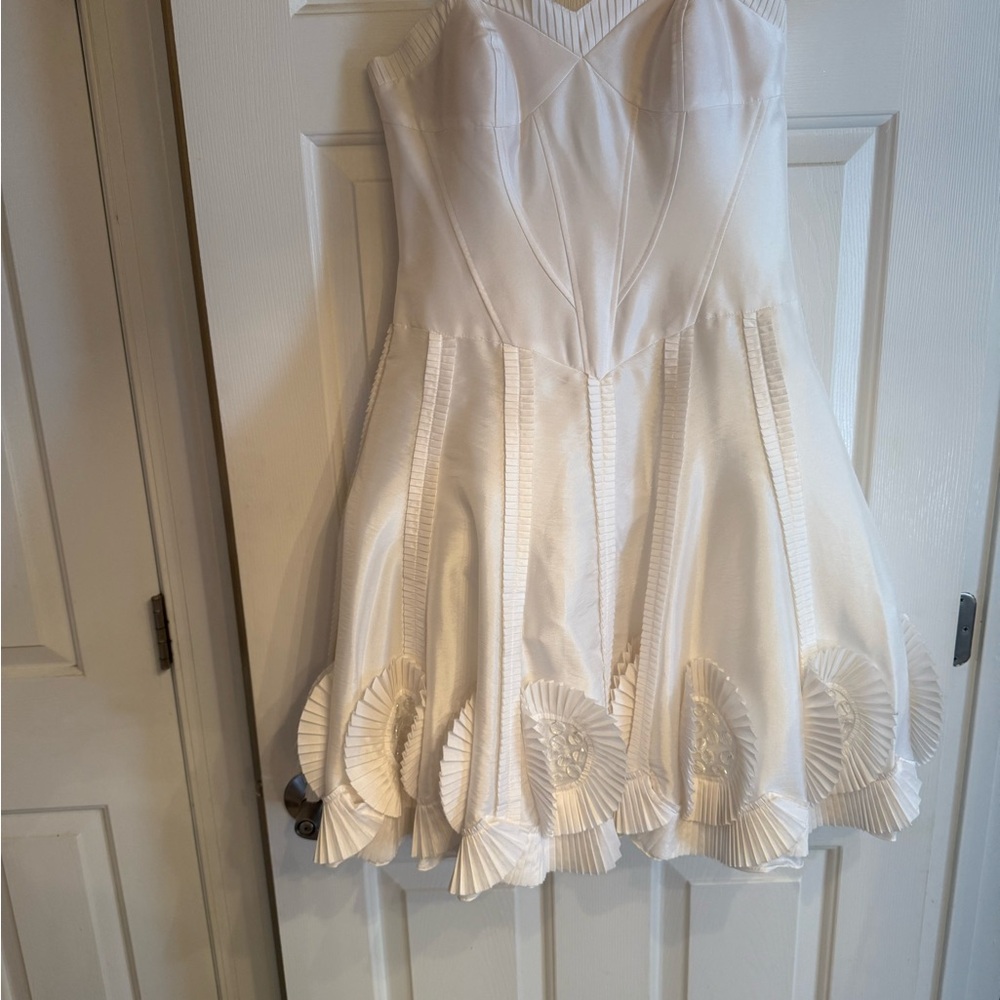 Elegant White Spaghetti strap Dress new without tags